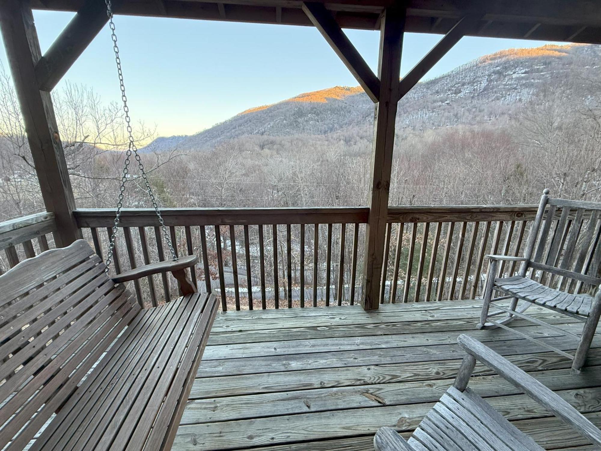Sleepy Bear Cabin-watch The Sunset, Dogs Welcome With Pet Rate Casa vacanze