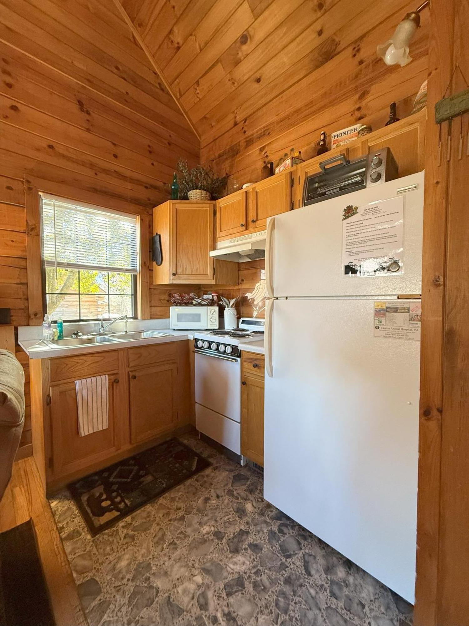 Sleepy Bear Cabin-watch The Sunset, Dogs Welcome With Pet Rate Casa vacanze Maggie Valley